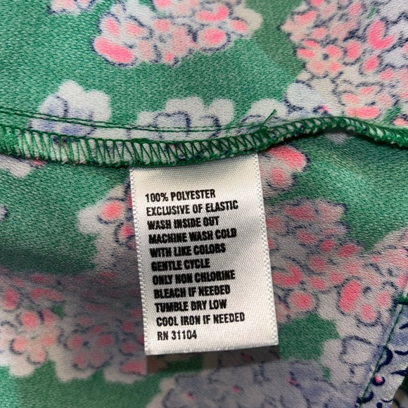 🌺Crown & Ivy Curvy Hello Spring Off Shoulder Dress🌺 - Picture 6 of 9